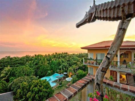 THE 10 BEST Bohol Island Hotel Deals (Aug 2024) .